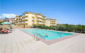 Beautiful Apartment In Caulonia Marina